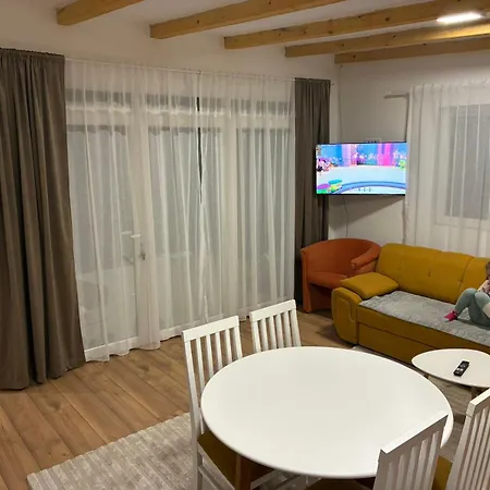 Kucica Na Drini Minja 펜션 Višegrad