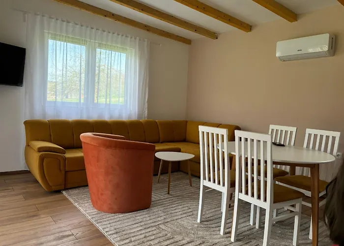 Kucica Na Drini Minja 펜션